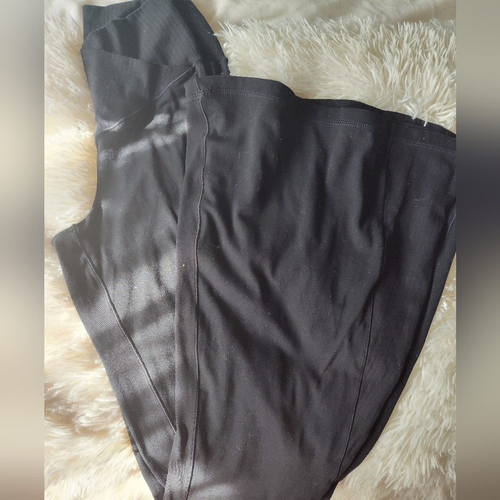 Aerie Real Me Super Flare leggings